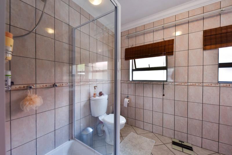 6 Bedroom Property for Sale in Midstream Estate Gauteng