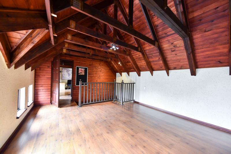 6 Bedroom Property for Sale in Midstream Estate Gauteng