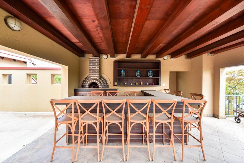 6 Bedroom Property for Sale in Midstream Estate Gauteng