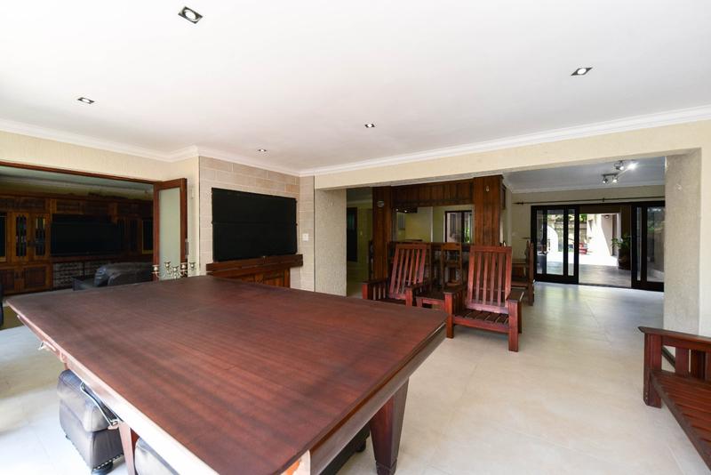 6 Bedroom Property for Sale in Midstream Estate Gauteng