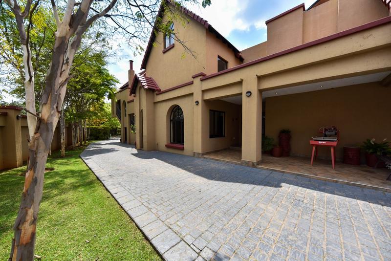 6 Bedroom Property for Sale in Midstream Estate Gauteng