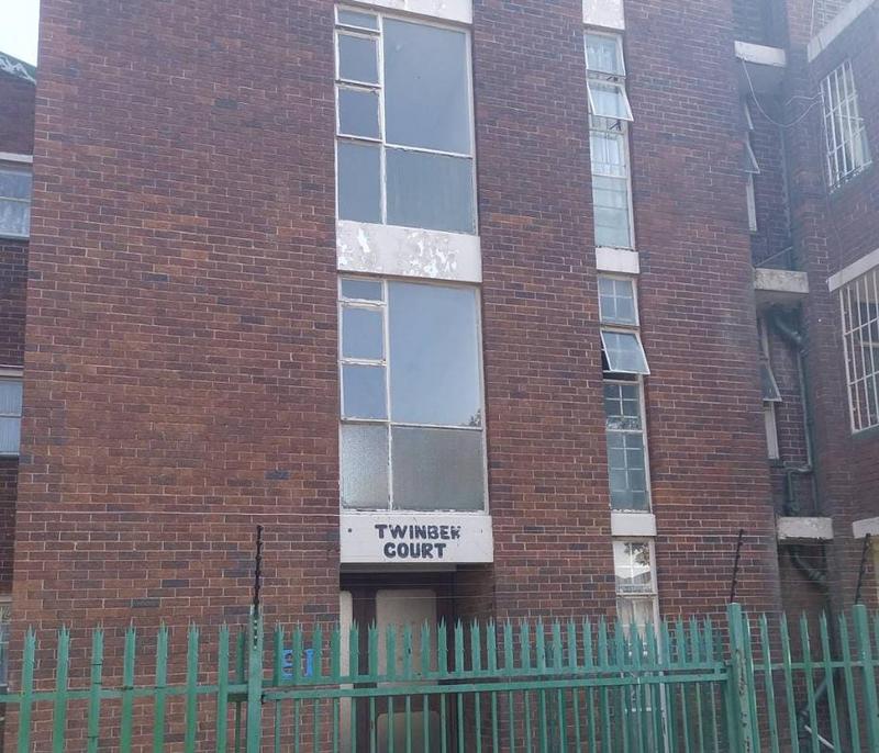 1 Bedroom Property for Sale in Regents Park Gauteng