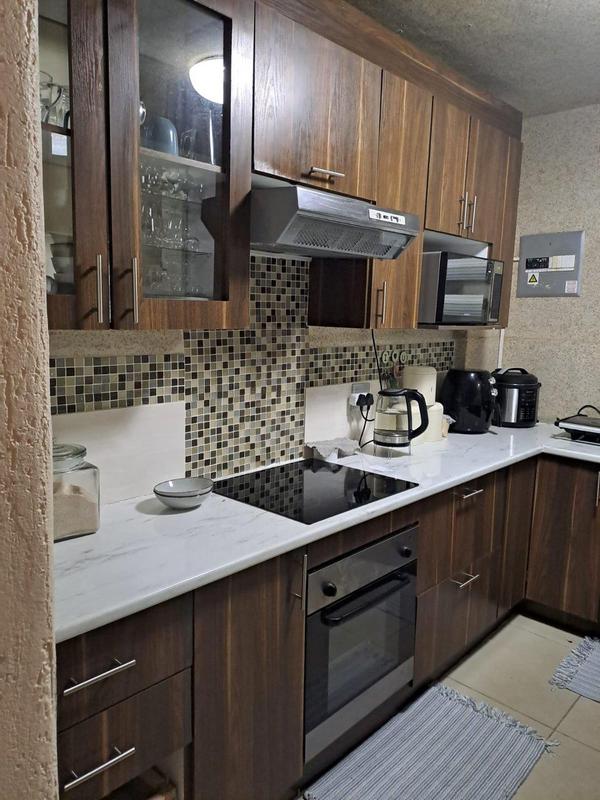 1 Bedroom Property for Sale in Regents Park Gauteng