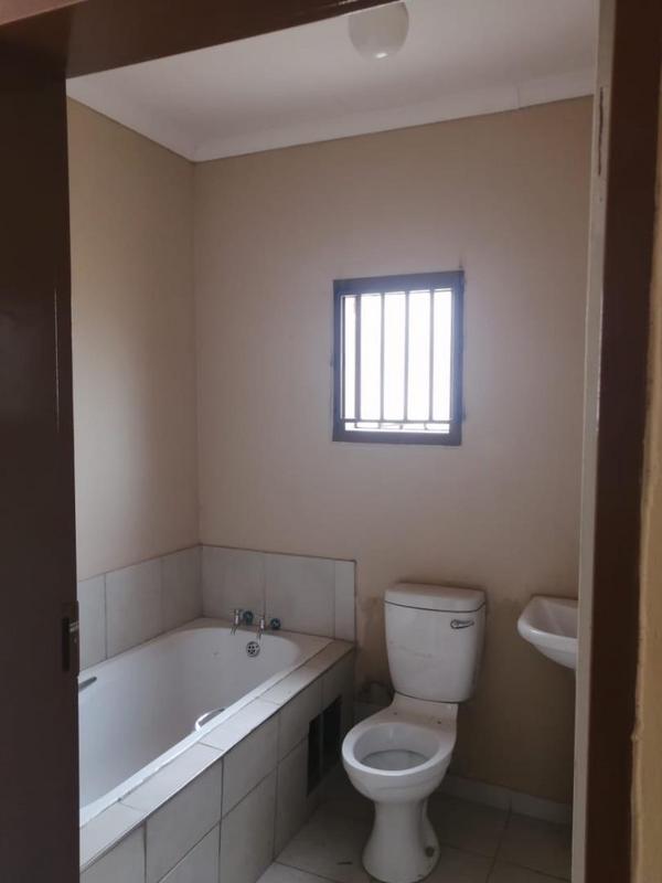 2 Bedroom Property for Sale in Randfontein South Gauteng