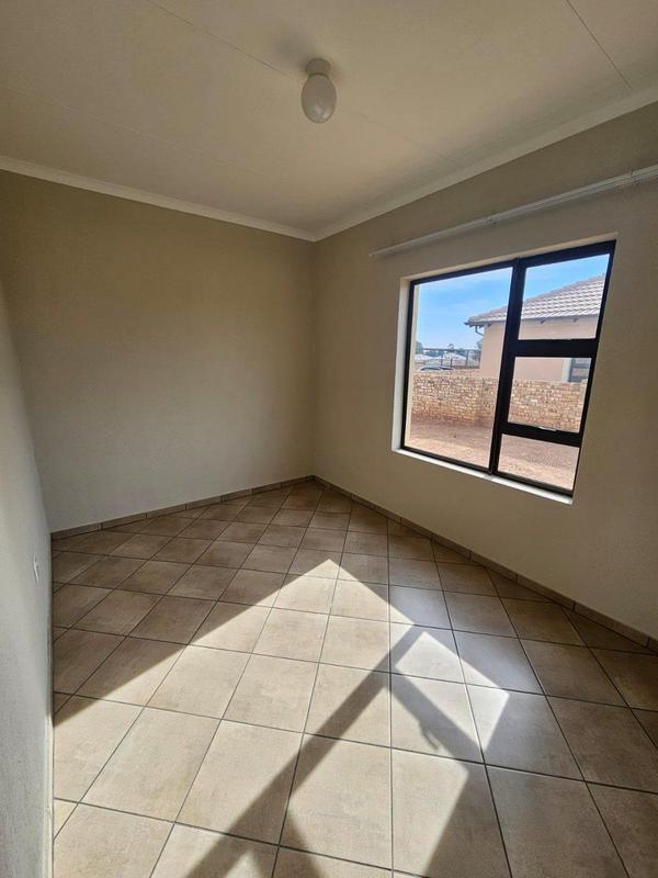 3 Bedroom Property for Sale in Westonaria Gauteng