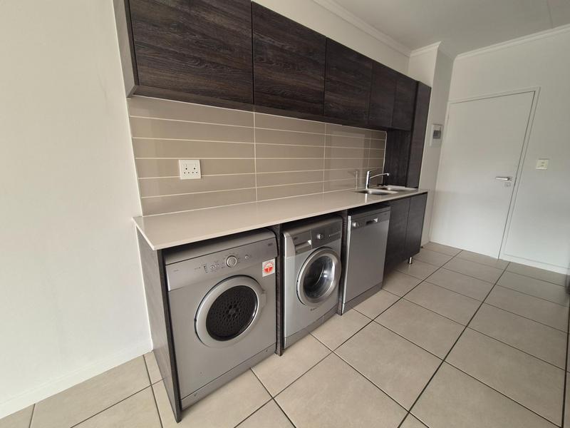 1 Bedroom Property for Sale in Olivedale Gauteng