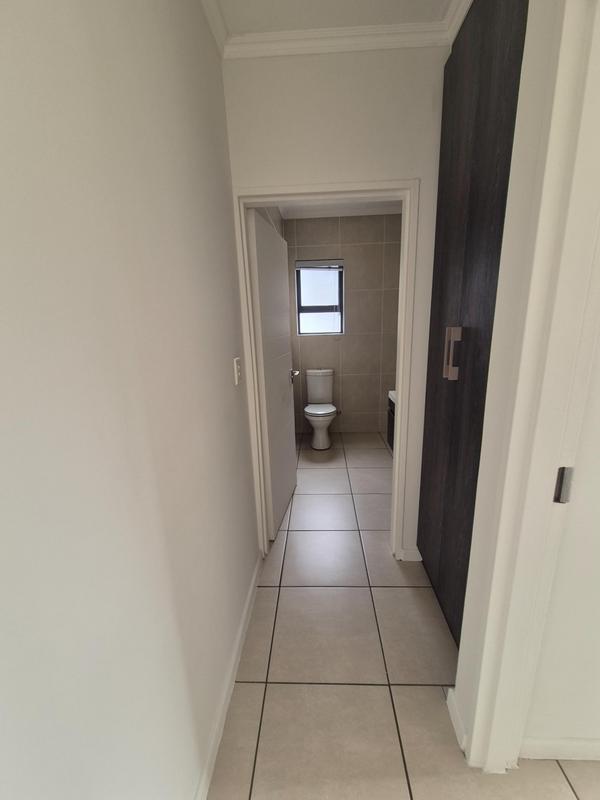 1 Bedroom Property for Sale in Olivedale Gauteng