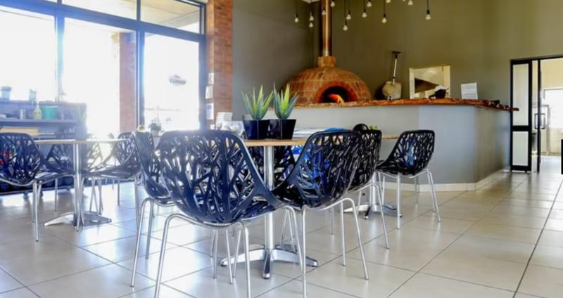 1 Bedroom Property for Sale in Olivedale Gauteng
