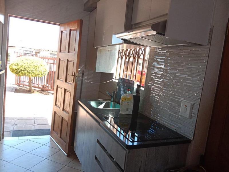 3 Bedroom Property for Sale in Theresa Park Gauteng