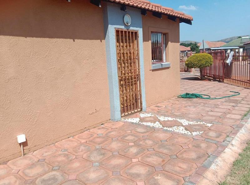 3 Bedroom Property for Sale in Theresa Park Gauteng