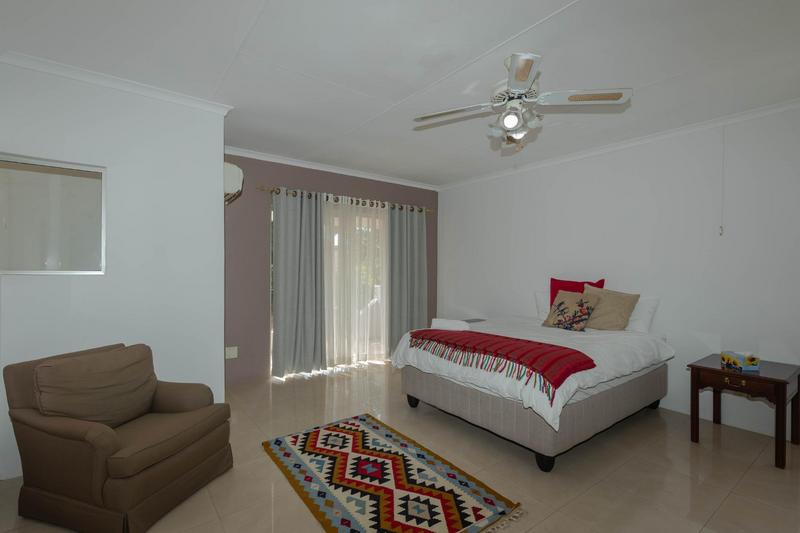 6 Bedroom Property for Sale in Moreleta Park Gauteng