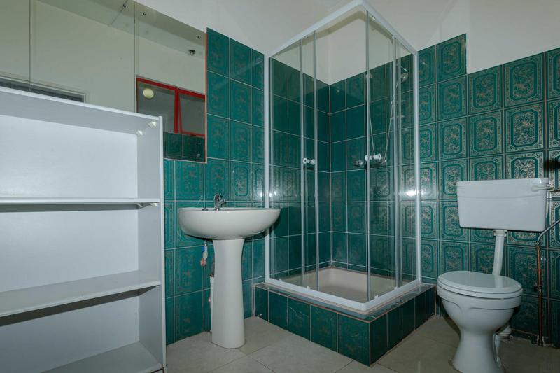 6 Bedroom Property for Sale in Moreleta Park Gauteng