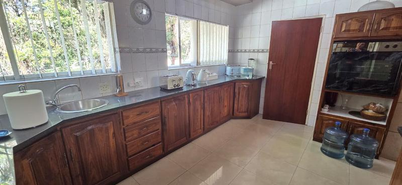 6 Bedroom Property for Sale in Moreleta Park Gauteng