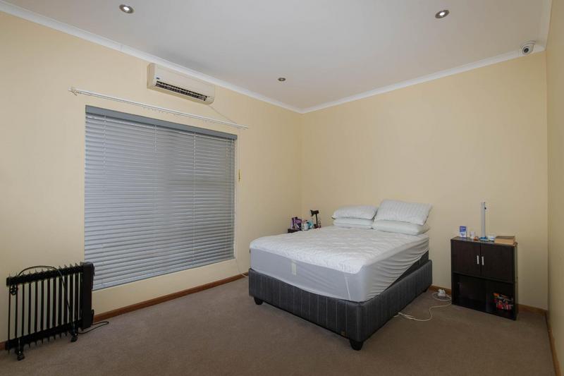 4 Bedroom Property for Sale in Willow Acres Gauteng