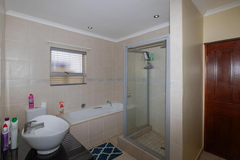 4 Bedroom Property for Sale in Willow Acres Gauteng