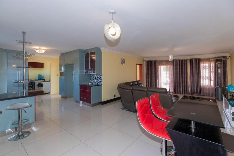 6 Bedroom Property for Sale in Rietvlei View Gauteng