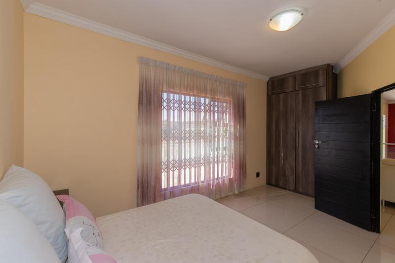 6 Bedroom Property for Sale in Rietvlei View Gauteng