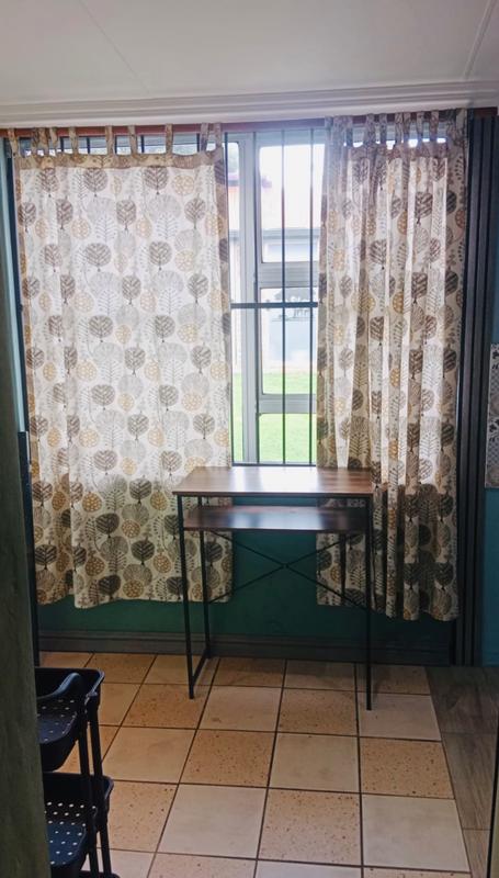 To Let 1 Bedroom Property for Rent in Homestead Gauteng