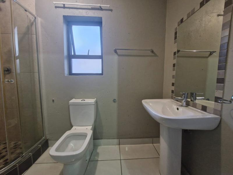 To Let 3 Bedroom Property for Rent in Honeydew Gauteng