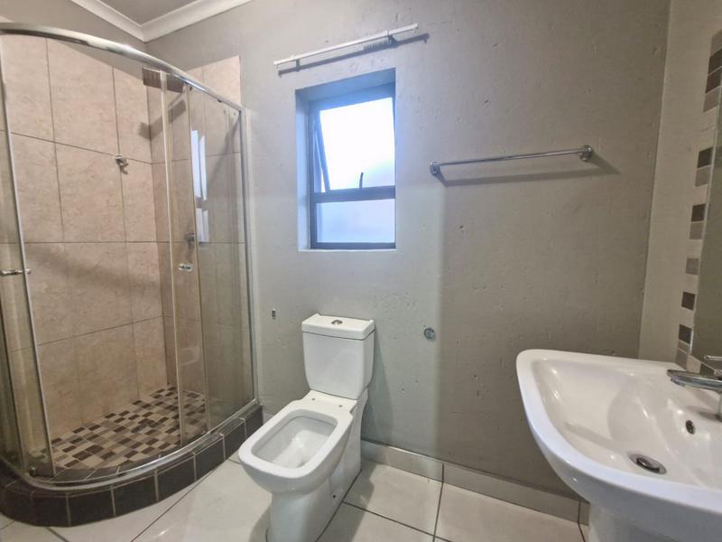 To Let 3 Bedroom Property for Rent in Honeydew Gauteng