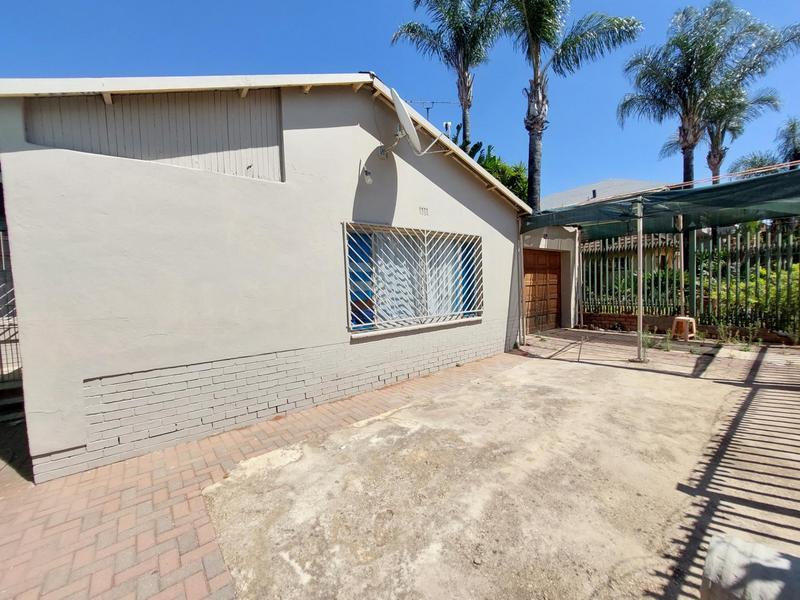 To Let 3 Bedroom Property for Rent in Laudium Gauteng