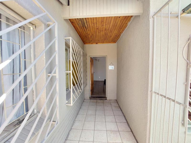 To Let 3 Bedroom Property for Rent in Laudium Gauteng