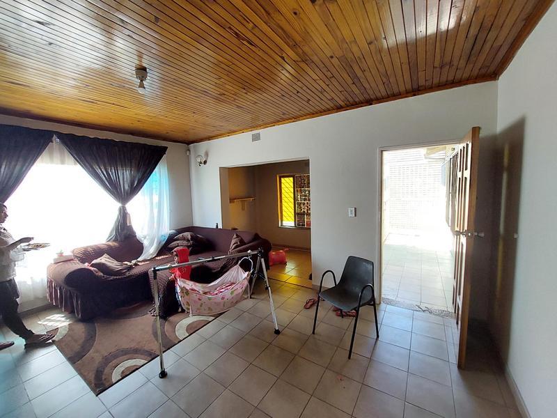 To Let 3 Bedroom Property for Rent in Laudium Gauteng