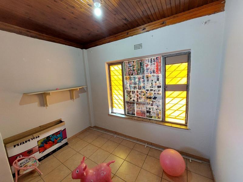 To Let 3 Bedroom Property for Rent in Laudium Gauteng
