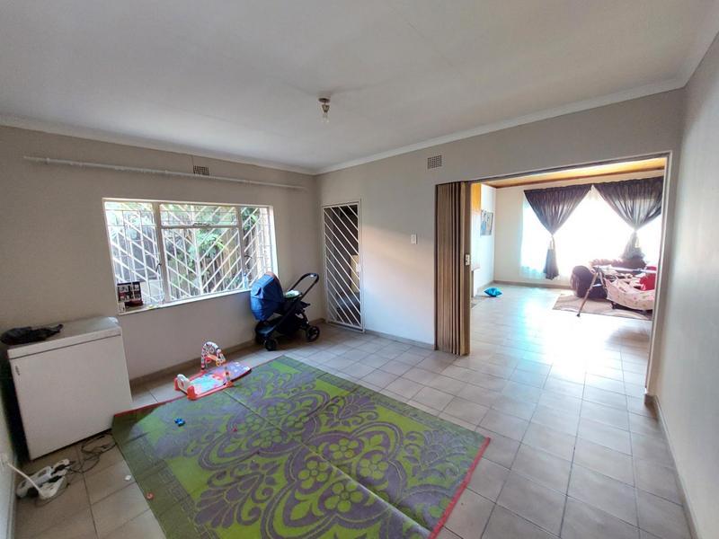 To Let 3 Bedroom Property for Rent in Laudium Gauteng