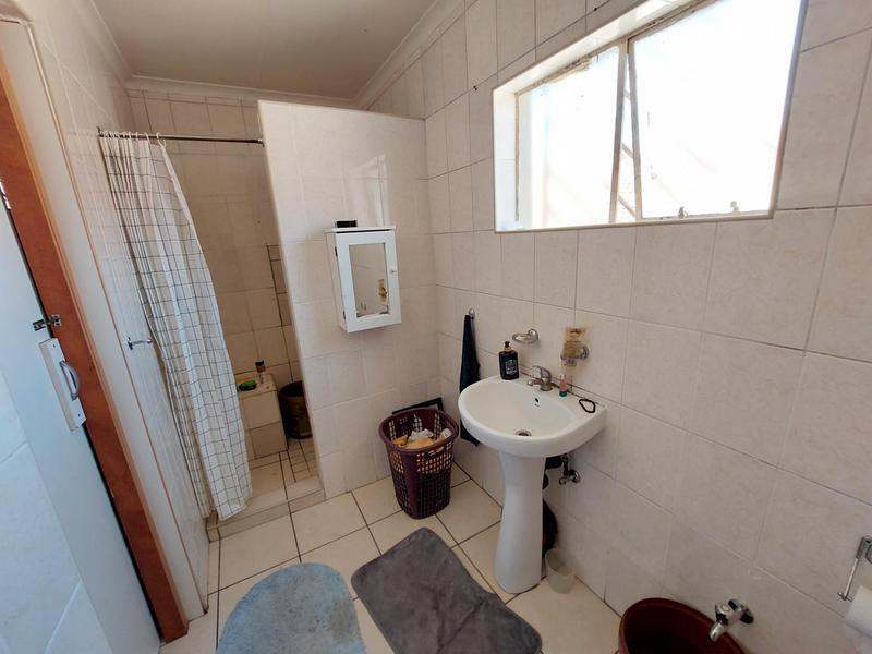 To Let 3 Bedroom Property for Rent in Laudium Gauteng