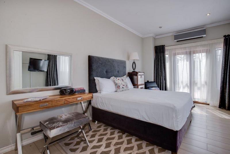 To Let 5 Bedroom Property for Rent in Beverley Gauteng