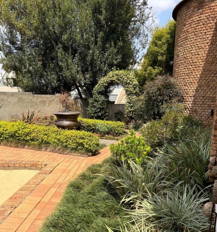 4 Bedroom Property for Sale in Vanderbijlpark SE 3 Gauteng