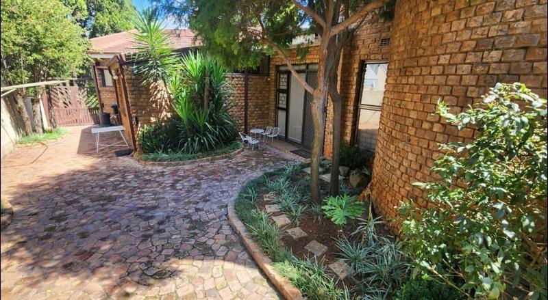 4 Bedroom Property for Sale in Vanderbijlpark SE 3 Gauteng