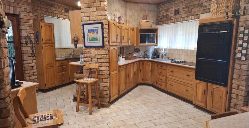 4 Bedroom Property for Sale in Vanderbijlpark SE 3 Gauteng