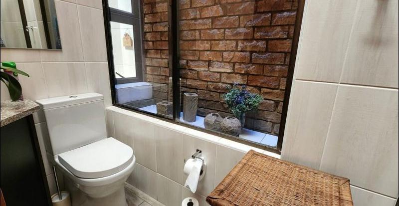 4 Bedroom Property for Sale in Vanderbijlpark SE 3 Gauteng