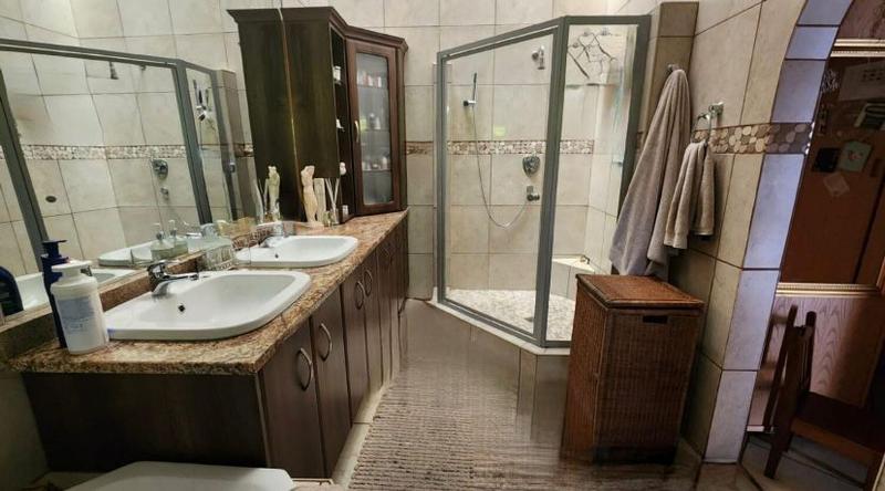 4 Bedroom Property for Sale in Vanderbijlpark SE 3 Gauteng