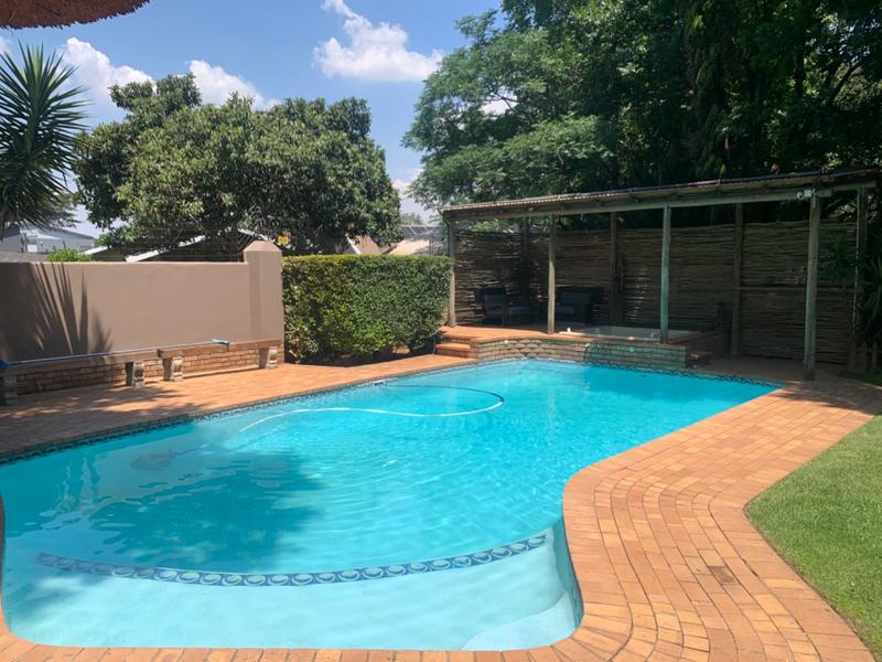 4 Bedroom Property for Sale in Vanderbijlpark SW 5 Gauteng
