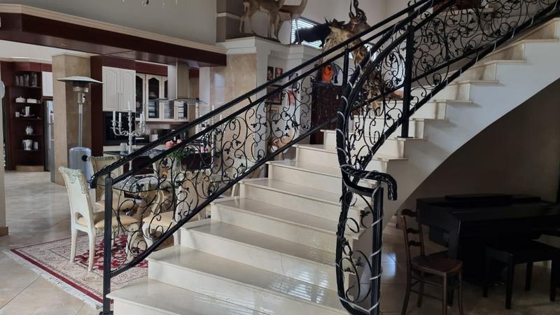 4 Bedroom Property for Sale in Vanderbijlpark SW 5 Gauteng