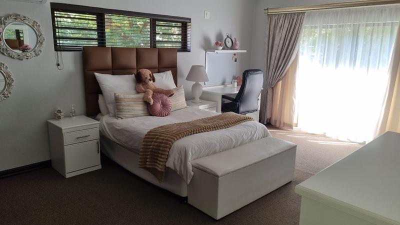 4 Bedroom Property for Sale in Vanderbijlpark SW 5 Gauteng