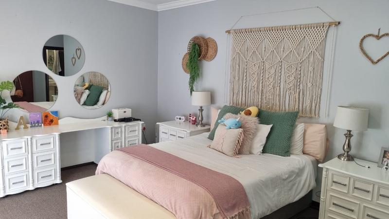 4 Bedroom Property for Sale in Vanderbijlpark SW 5 Gauteng