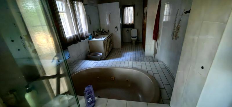 4 Bedroom Property for Sale in Vanderbijlpark SW 5 Gauteng