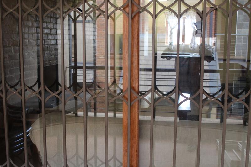 2 Bedroom Property for Sale in Halfway Gardens Gauteng