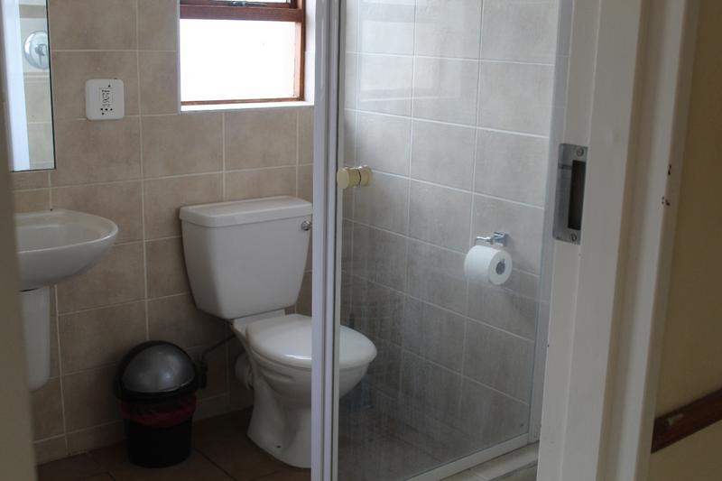 2 Bedroom Property for Sale in Halfway Gardens Gauteng