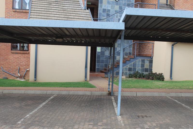 2 Bedroom Property for Sale in Halfway Gardens Gauteng
