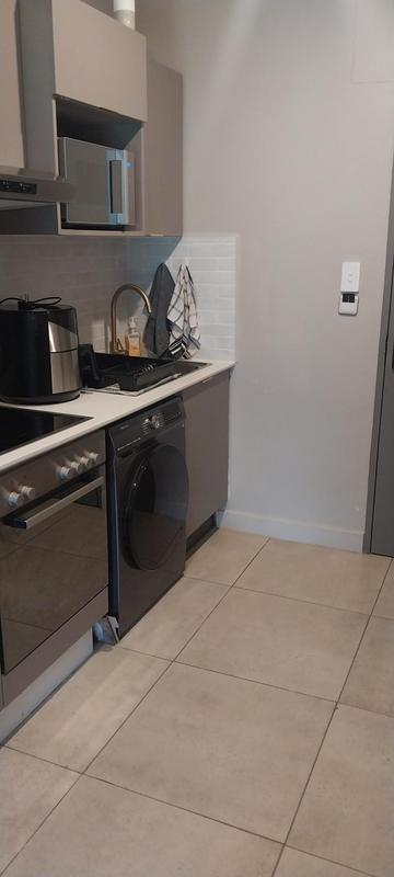 To Let 1 Bedroom Property for Rent in Sandton Central Gauteng