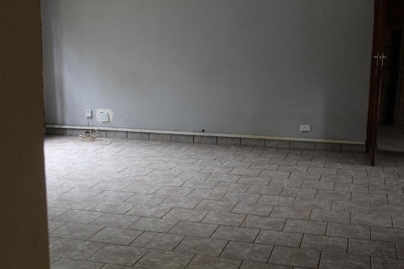 5 Bedroom Property for Sale in Pierre Van Ryneveld Gauteng