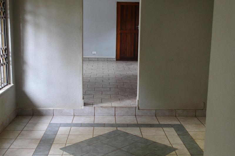 5 Bedroom Property for Sale in Pierre Van Ryneveld Gauteng