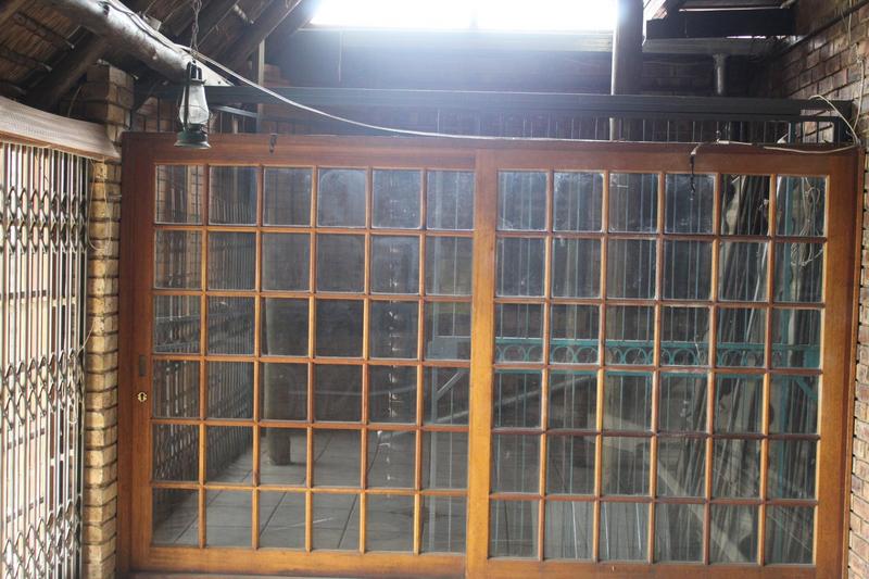 5 Bedroom Property for Sale in Pierre Van Ryneveld Gauteng