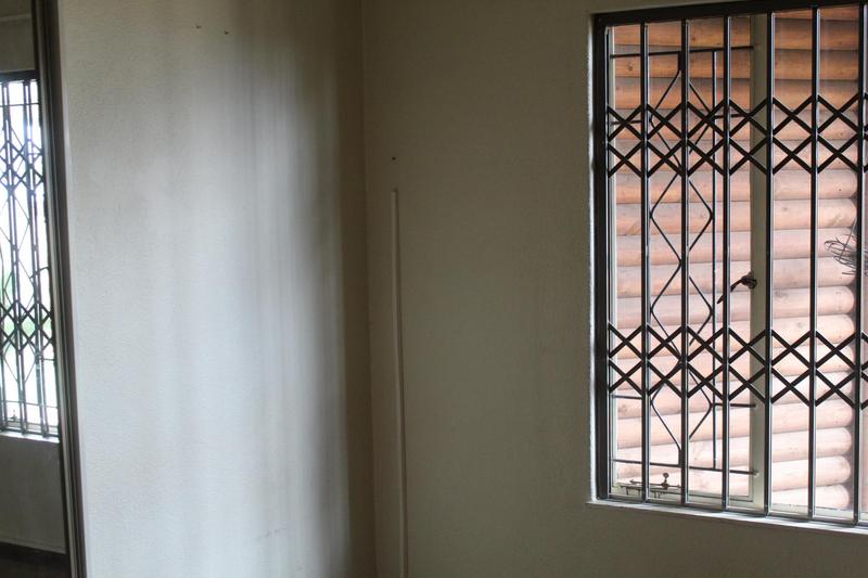 5 Bedroom Property for Sale in Pierre Van Ryneveld Gauteng