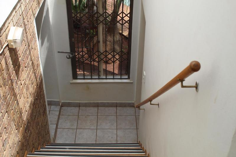 5 Bedroom Property for Sale in Pierre Van Ryneveld Gauteng